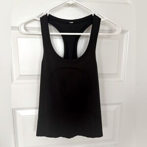Lululemon black Tank Top- size 4